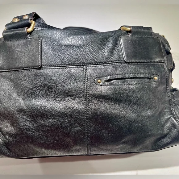 B. MAKOWSKY Large Black East/West Glove Leather Hobo Leopard Lining Bag
A93783 - Picture 10 of 17